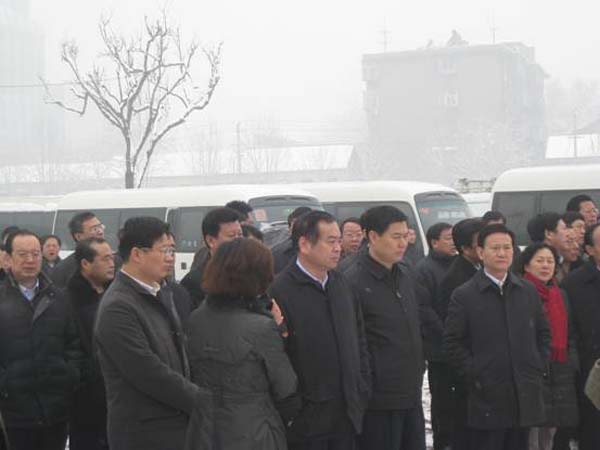 濟(jì)南市市委、市政府領(lǐng)導(dǎo)視察我院承建的歷史建筑保護(hù)工程