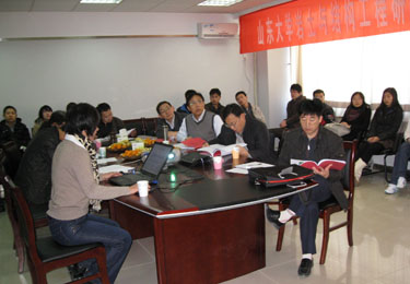 我院張?chǎng)谓淌趨⑴c指導(dǎo)的兩位博士研究生通過(guò)答辯